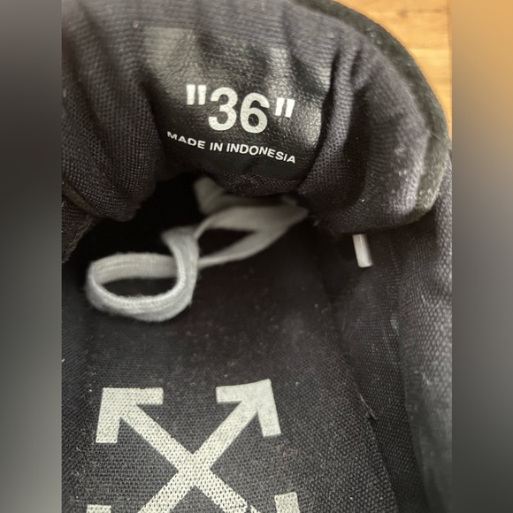 OFF-WHITE Arrows Vulc Low - SIZE 36 - Picture 8 of 10